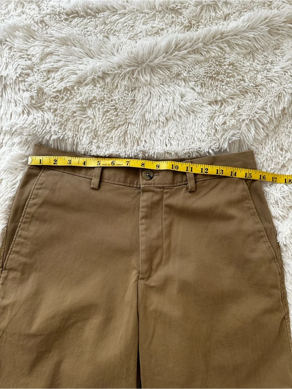 BANANA REPUBLIC Aiden Khaki Chino Shorts Size 30 Stretch 9” Inseam Men’s Casual